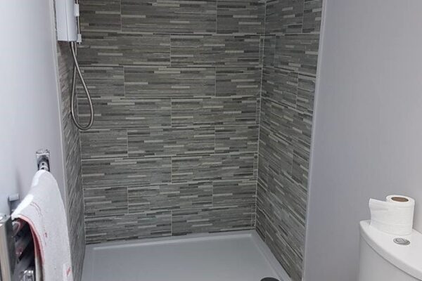 Dormer ensuite