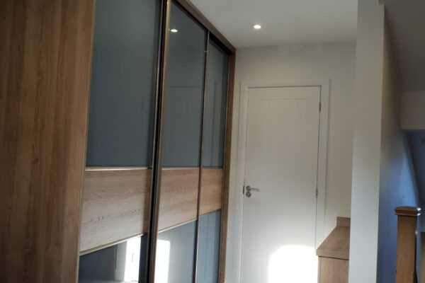 Bespoke fitted wardrobes Elland